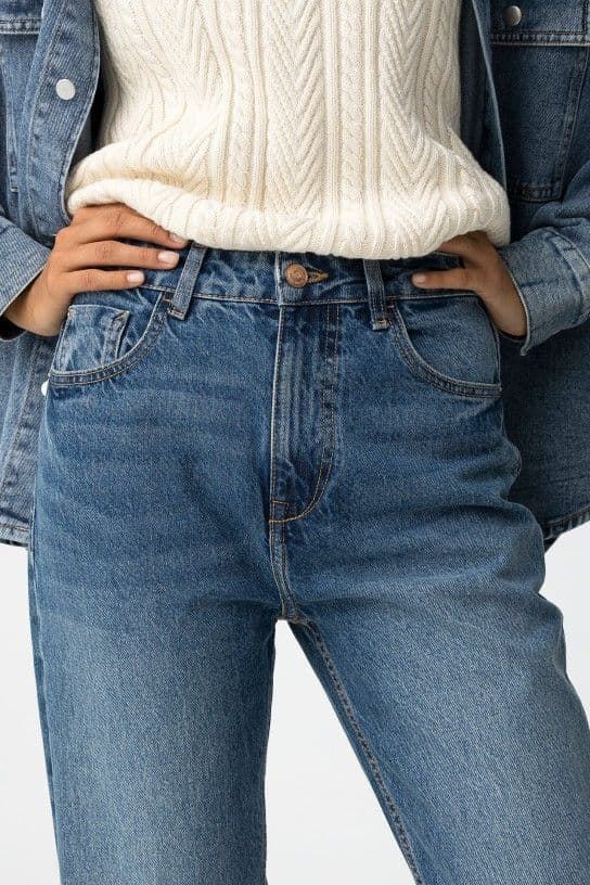 Vaqueros Mom 130 Tapered - Imagen 4