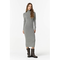 Vestido de punto midi gris cuello alto, Chloe - Imagen 1