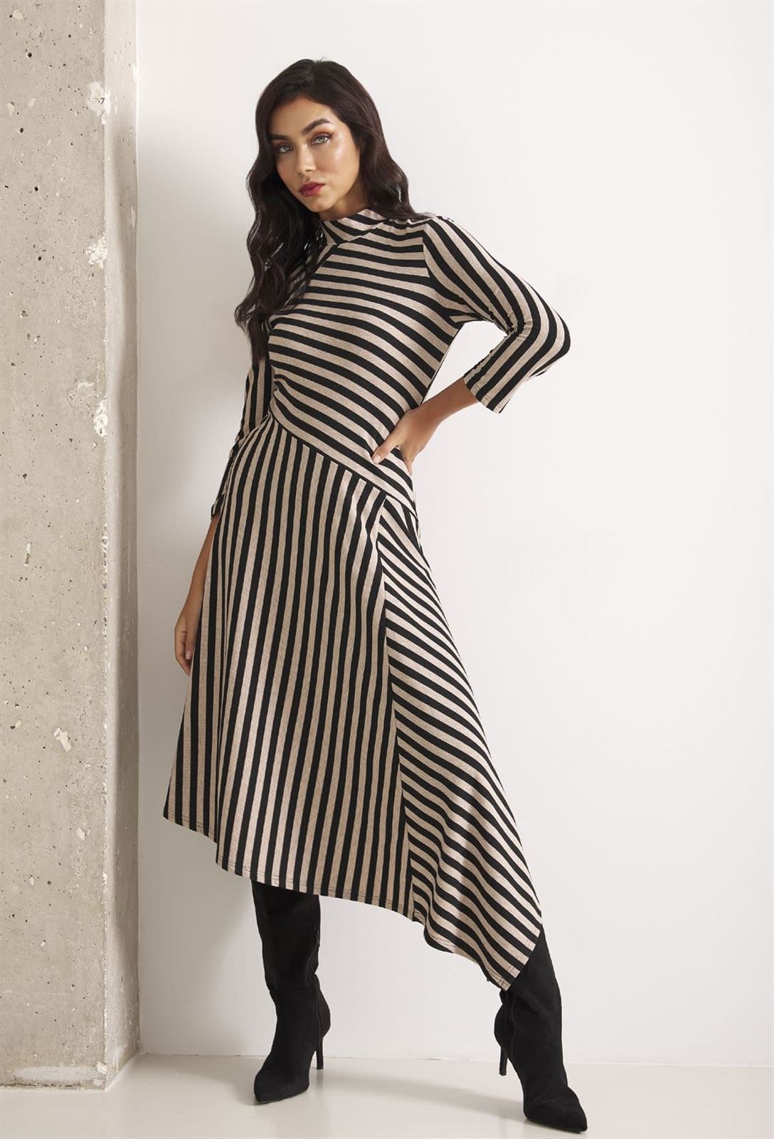 Vestido Manzanares de rayas asimétrico Lylu - crudo y negro - Imagen 1