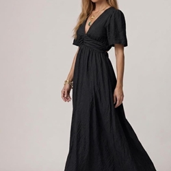 Vestido negro, Salina - Imagen 1